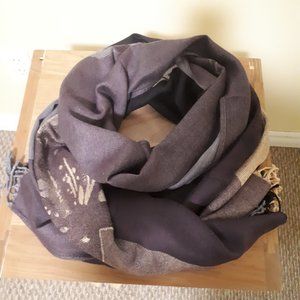 Pashmina scarf